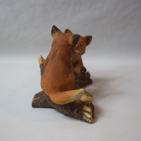 1981 Home Interiors Homco 2 Fox Cubs Playing on Log - Picture 6 of 7